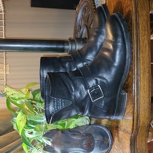 Frye Veronica Short Boots